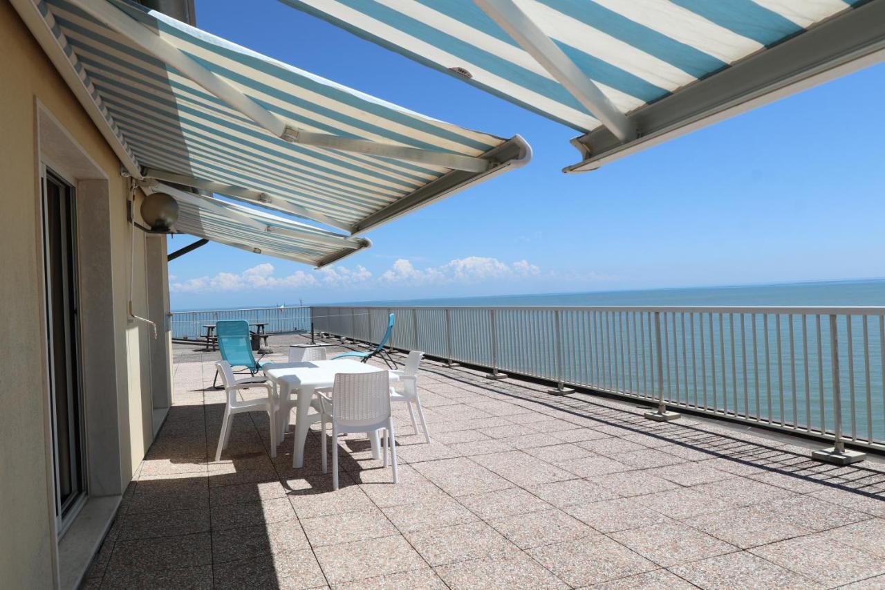 Appartement Penthouse Attico Mara à Caorle Extérieur photo