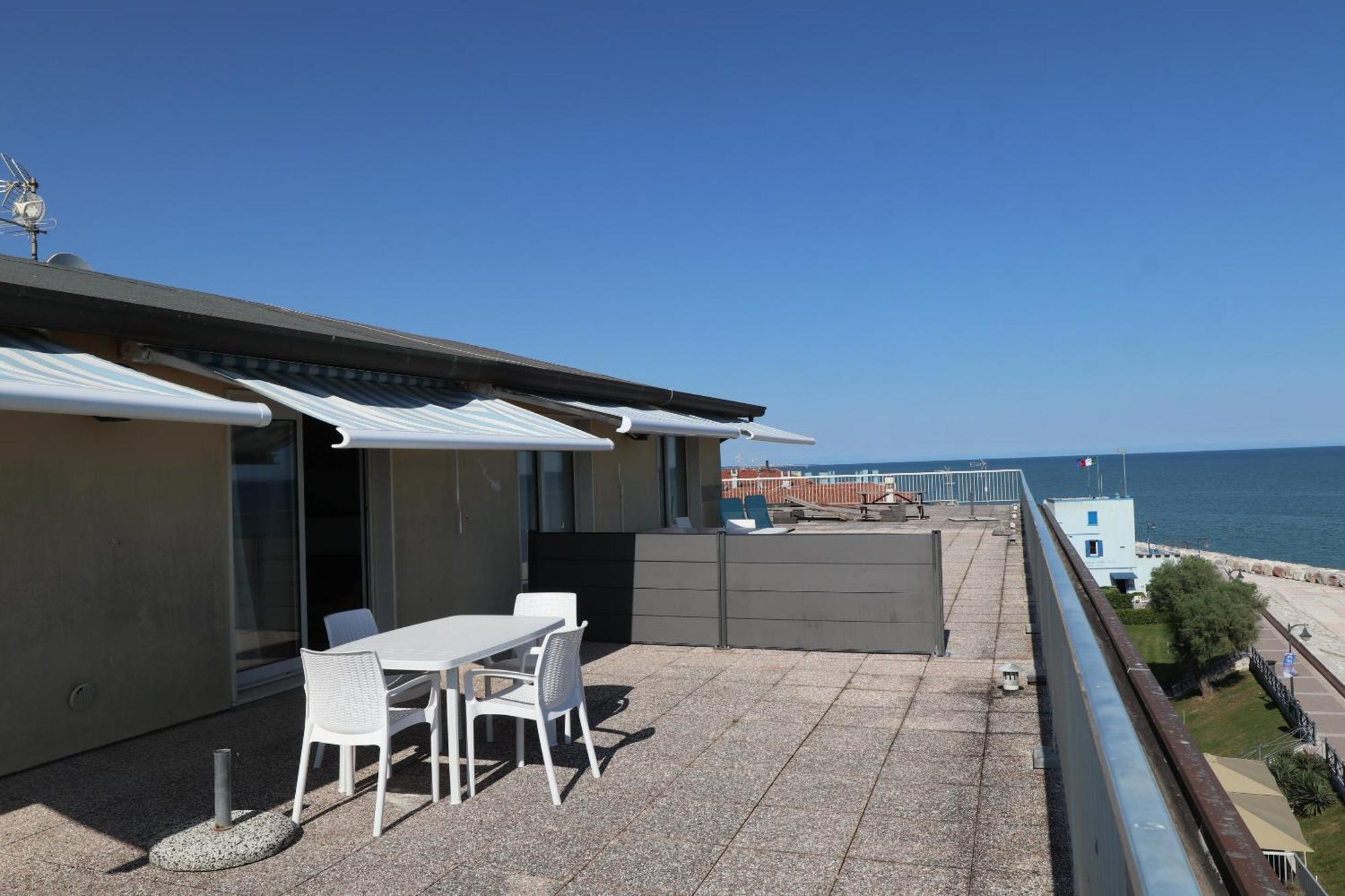 Appartement Penthouse Attico Mara à Caorle Extérieur photo