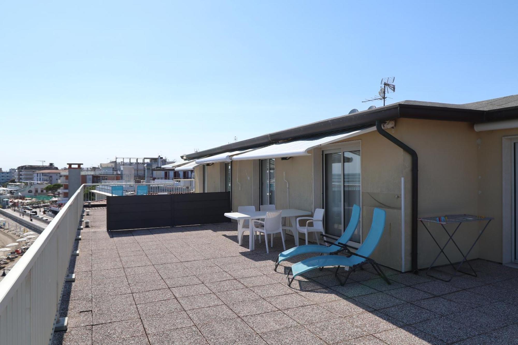 Appartement Penthouse Attico Mara à Caorle Extérieur photo